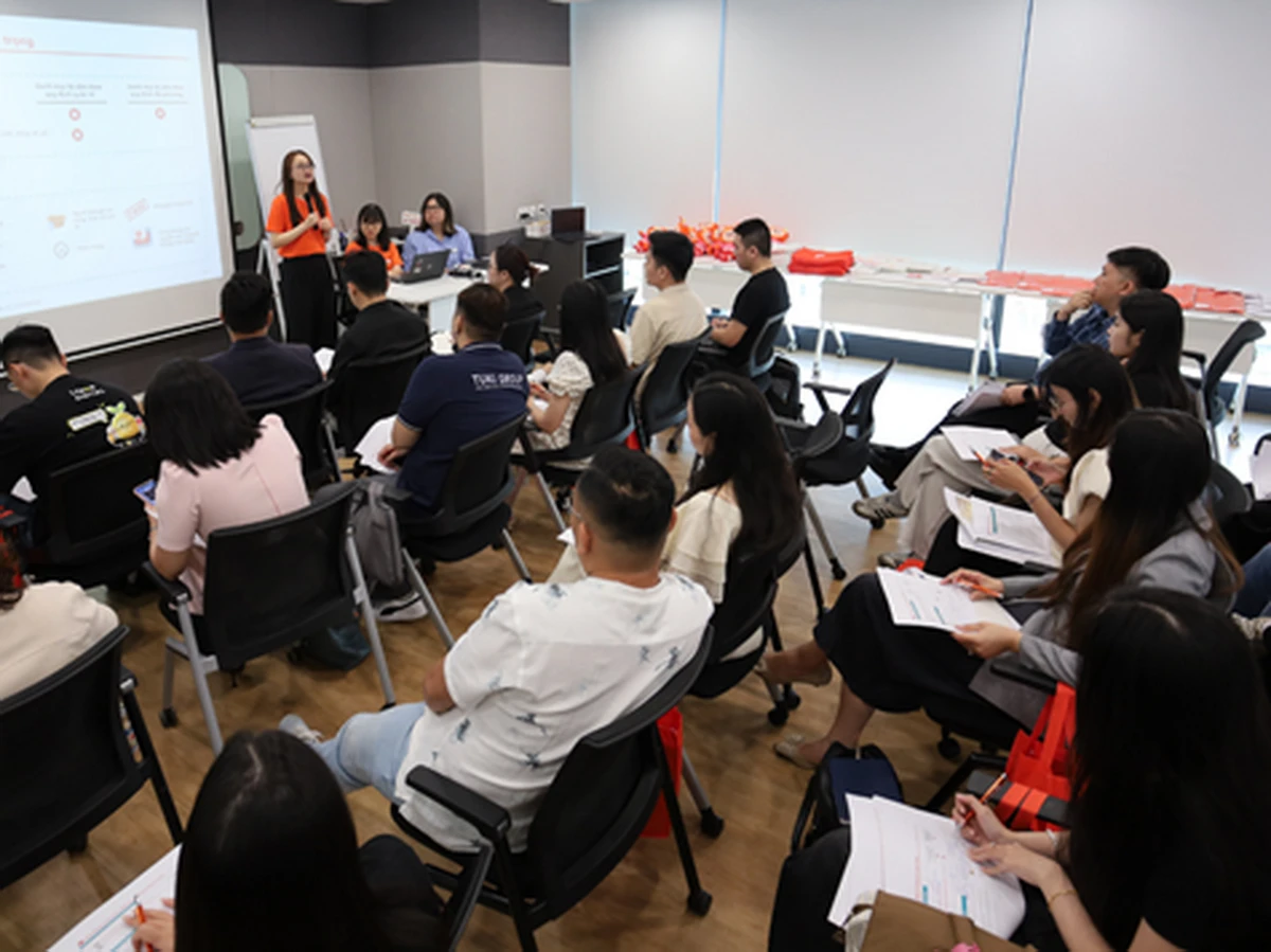 Shopee triển khai đào tạo hỗ trợ nhà bán bắt nhịp xu hướng thương mại điện tử