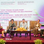 Các diễn giả, chuyên gia trao đổi, đưa ra ý kiến tại Hội thảo ở Thành phố Hồ Chí Minh. (Ảnh: Thu Hương/ TTXVN)