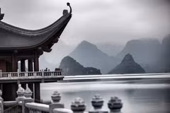 Du Xuân Ất Tỵ: Những điểm "check-in" không thể bỏ qua khi đến cố đô Hoa Lư