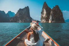 Quảng Ninh là điểm đến ưa thích không thể bỏ qua của du khách trong nước và quốc tế. (Ảnh: CTV/Vietnam+)