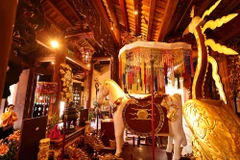 Những “điểm chạm” tín ngưỡng trên hành trình khám phá di sản Thủ đô. (Ảnh: TTXVN)