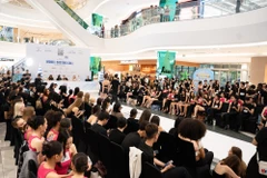 Đông đảo người mẫu tham gia casting tuần thời trang. (Ảnh: CTV/Vietnam+)