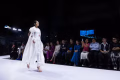 Khi vẻ đẹp nguyên bản thuần khiết được soi chiếu qua lăng kính thời trang