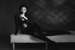 Á hậu Minh Kiên nghiêm túc theo đuổi sự nghiệp diễn xuất ở tuổi 22