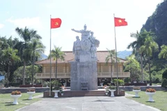 Một trong những biểu tượng lịch sử của di tích Chi Lăng. (Ảnh: Anh Tuấn/TTXVN)