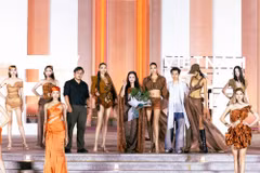 Với “Equinox,” mỗi người mẫu trở thành một phần của câu chuyện mà Thanh Hương Bùi muốn kể. (Ảnh: CTV/Vietnam+)