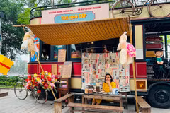 Một góc "bảo tàng" trên hành trình "Chạm miền ký ức" Hà Nội. (Ảnh: Mai Mai/Vietnam+)