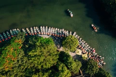 Các doanh nghiệp du lịch, địa phương đã và đang tích cực hành động với những kế hoạch mạnh mẽ nhằm sớm “cán đích” có mục tiêu đầy áp lực của năm 2025. (Ảnh minh họa: Vương Nam/Vietnam+)