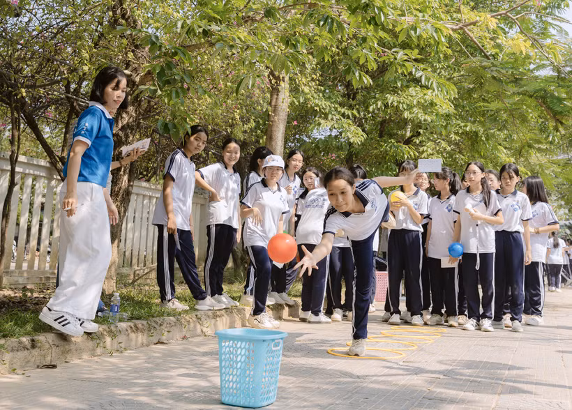 Học sinh trong giờ học giáo dục thể chất. (Ảnh: Vietnam+)