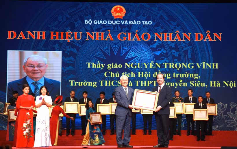 Nhà giáo Nguyễn Trọng Vĩnh là đại diện duy nhất của Hà Nội nhận danh hiệu Nhà giáo nhân dân trong đợt xét tặng năm 2024. (Ảnh: Bộ GD-ĐT)