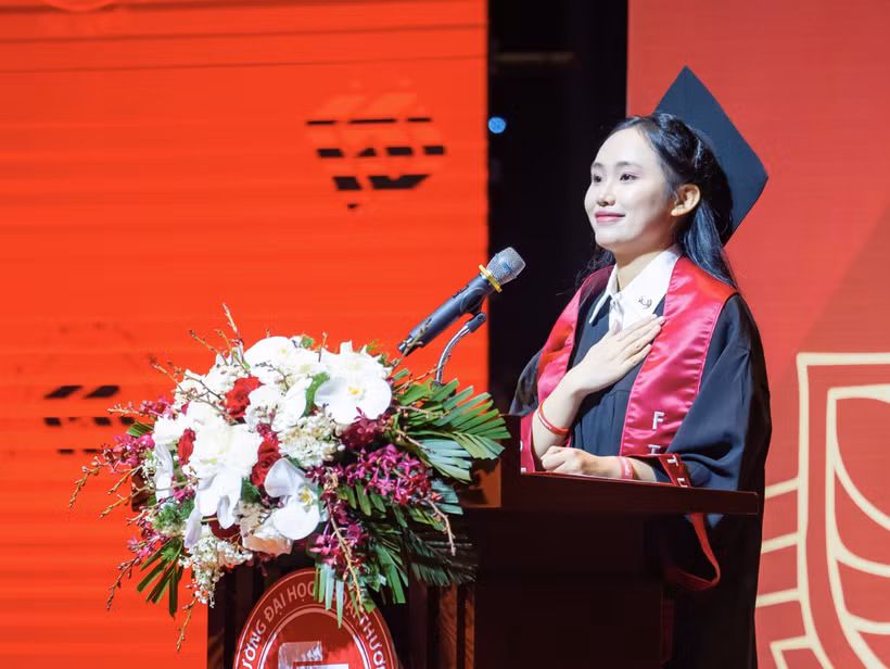 Lương Tùng Chi, sinh viên sinh viên lớp Anh 02, chương trình chất lượng cao Kinh tế đối ngoại tại lễ tốt nghiệp của Trường Đại học Ngoại thương. (Ảnh: PV/Vietnam+)