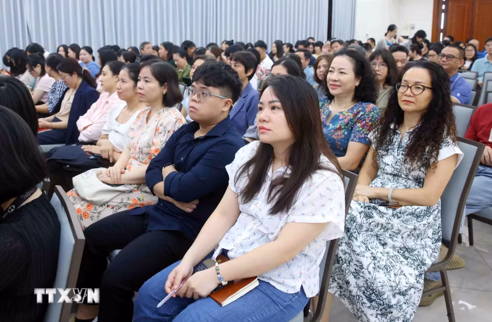 Chùm ảnh: Hội nghị toàn quốc quán triệt, triển khai thực hiện Nghị quyết Trung ương 4- Ảnh 33.