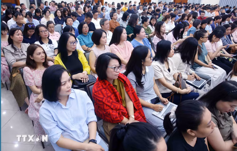 Chùm ảnh: Hội nghị toàn quốc quán triệt, triển khai thực hiện Nghị quyết Trung ương 4- Ảnh 31.