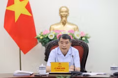 Thủ tướng Lê Minh Hưng chủ trì cuộc họp kiểm điểm tình hình, tháo gỡ các khó khăn, vướng mắc, thúc đẩy triển khai dự án đầu tư xây dựng Cảng hàng không quốc tế Long Thành giai đoạn 1. (Ảnh: Dương Giang/TTXVN)
