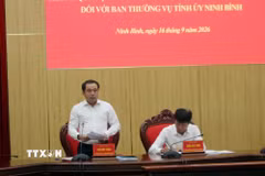 Đồng chí Trần Đức Thắng, Ủy viên Bộ Chính trị, Bí thư Thành ủy Hà Nội, Trưởng Đoàn kiểm tra phát biểu tại hội nghị. (Ảnh: Thanh Tuấn/TTXVN)