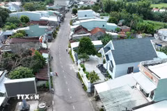 Đường giao thông nông thôn ở xã Tuy Phước Bắc, tỉnh Gia Lai (mới), xã Tuy Phước Bắc là 1 trong 3 xã đạt chuẩn Nông thôn mới nâng cao sau hợp nhất. (Ảnh: Vũ Sinh/TTXVN)