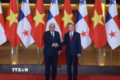Tổng Bí thư, Chủ tịch nước Tô Lâm và Tổng thống Panama José Raúl Mulino. (Ảnh: Thống Nhất/TTXVN)