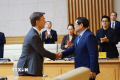Thủ tướng Phạm Minh Chính tiếp Hội đồng Kinh doanh châu Âu-ASEAN (EU-ABC) và Hiệp hội doanh nghiệp châu Âu tại Việt Nam (EuroCham). (Ảnh: Dương Giang/TTXVN)