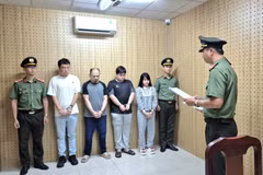 Các đối tượng trong vụ án. (Ảnh: TTXVN phát)