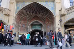 Chợ Lớn tại thủ đô Tehran, Iran ngày 24/2/2026. (Ảnh: THX/TTXVN)