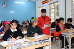 Học sinh trường THPT Dân tộc Nội trú. (Ảnh: Minh Tâm/TTXVN)