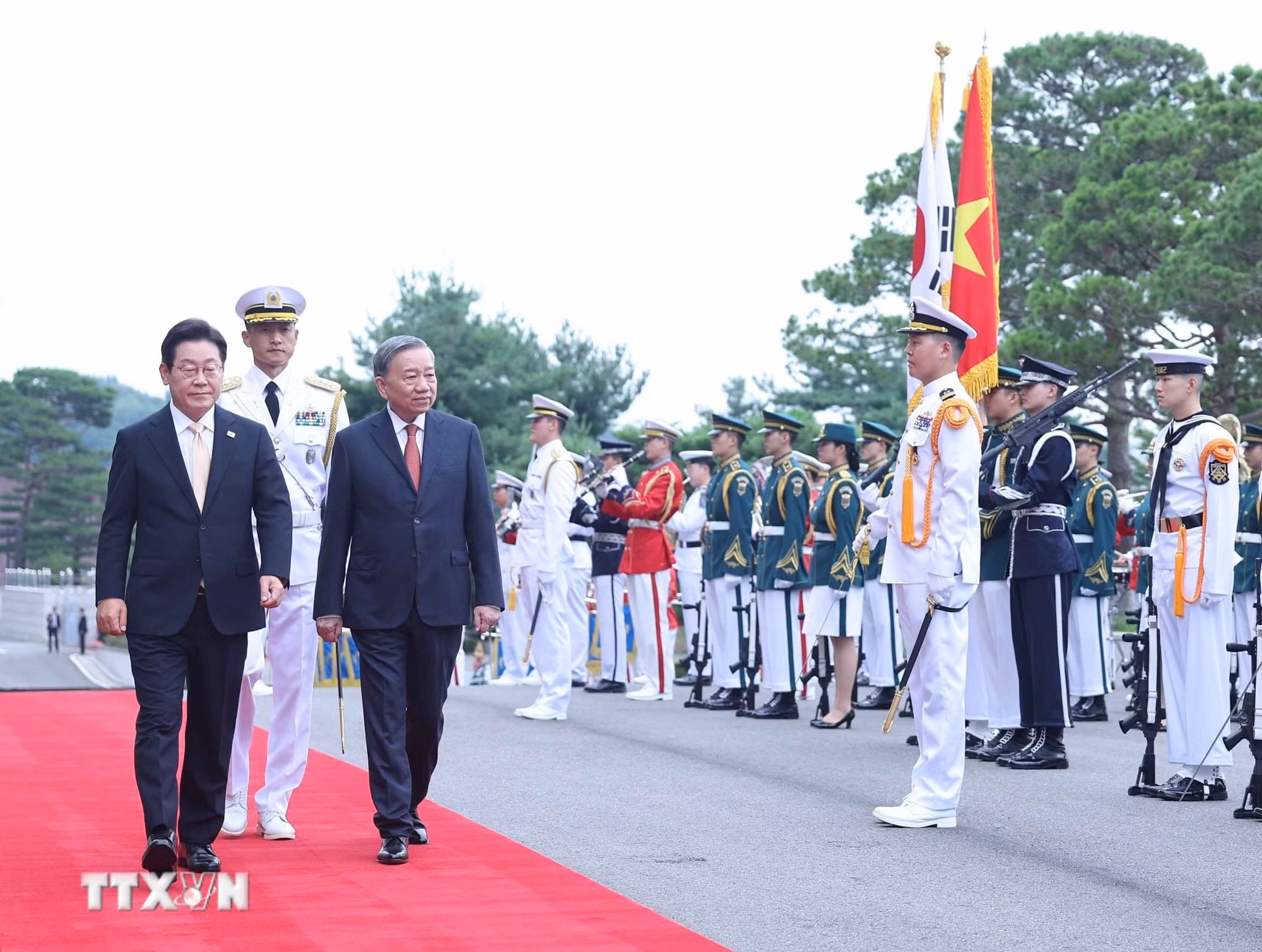 ttxvn-viet-nam-han-quoc-chuyen-tham-cua-chu-tich-quoc-hoi-06-2.jpg