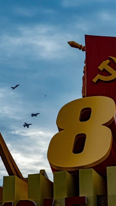 "Lời thề danh dự trước lịch sử, trước nhân dân"