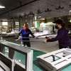 Sản xuất đồ gỗ nội thất xuất khẩu sang thị trường châu Âu. (Ảnh: Vũ Sinh/TTXVN)