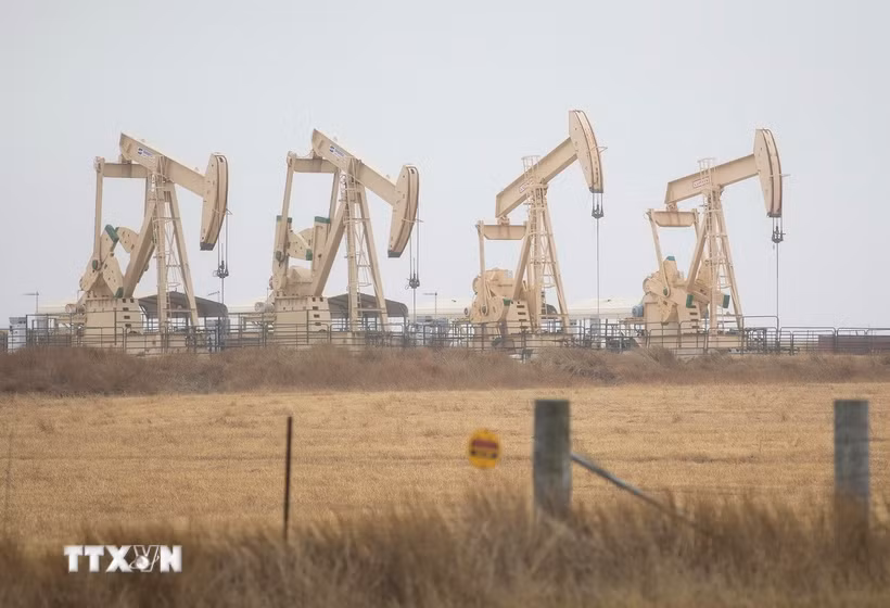 Tháp khoan dầu tại Texas, Mỹ. (Ảnh: THX/TTXVN)