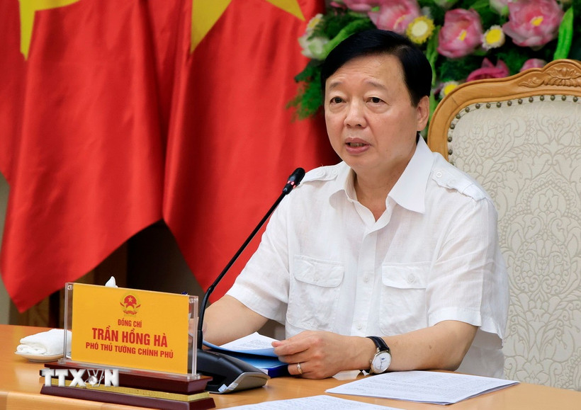 Phó Thủ tướng Trần Hồng Hà phát biểu chỉ đạo. (Ảnh: TTXVN phát)