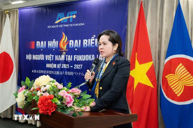 Tổng Lãnh sự Việt Nam tại Fukuoka Vũ Chi Mai phát biểu chỉ đạo đại hội. (Ảnh: Phạm Tuân/TTXVN)
