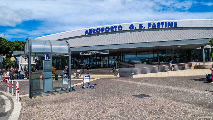 Bên ngoài sân bay quốc tế Ciampino ở Rome. (Ảnh: ciampino-airport)