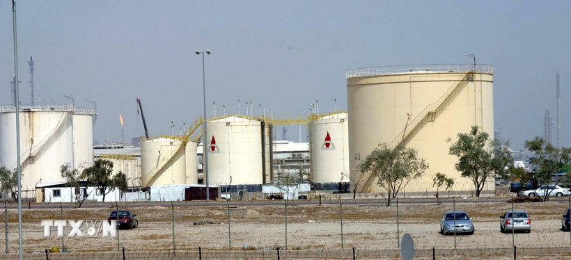 Nhà máy lọc dầu Shuaiba ở cách thủ đô Kuwait City của Kuwait 30km về phía Nam. (Ảnh: AFP/TTXVN)