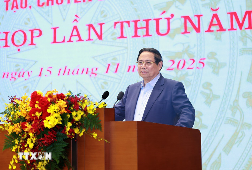 Thủ tướng Phạm Minh Chính khai mạc phiên họp lần thứ năm của BCĐ của Chính phủ về phát triển khoa học, công nghệ, đổi mới sáng tạo, chuyển đổi số và Đề án 06. (Ảnh: Dương Giang/TTXVN)