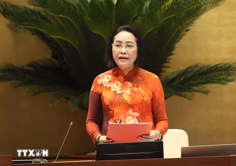 Phó Chủ tịch Quốc hội Nguyễn Thị Thanh điều hành phiên họp. (Ảnh: An Đăng/TTXVN)