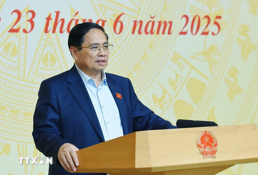 Thủ tướng Phạm Minh Chính phát biểu tại Hội nghị tổng kết đợt cao điểm đấu tranh ngăn chặn buôn lậu, gian lận thương mại, hàng giả. (Ảnh: Dương Giang/TTXVN)