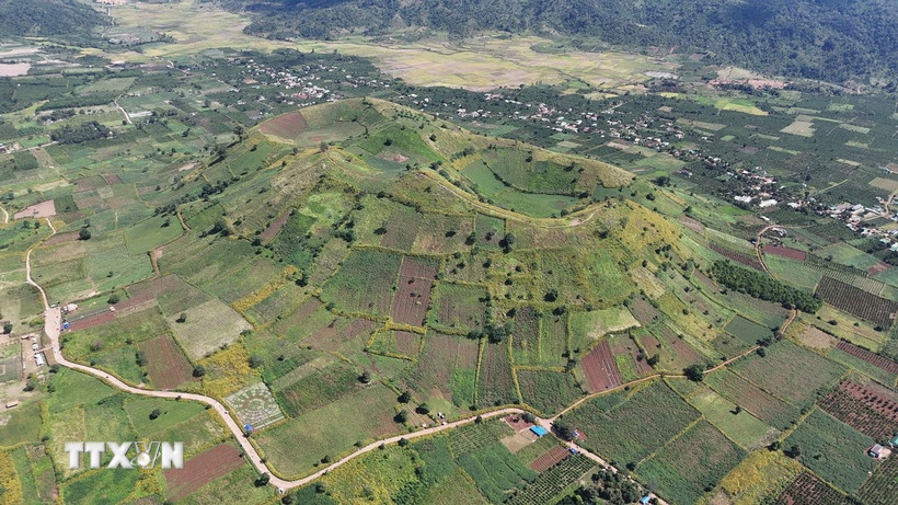 Núi lửa Chư Đăng Ya, một trong những địa điểm du lịch nổi tiếng của Gia Lai. (Ảnh: Hoài Nam/TTXVN)