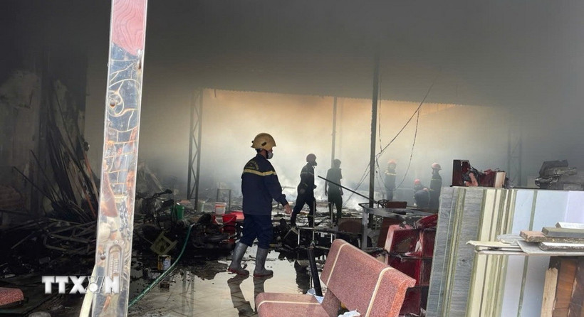 Hiện trường vụ cháy. (Ảnh: TTXVN phát)
