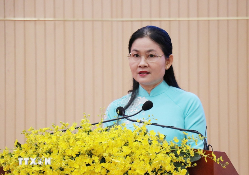 Bí thư Tỉnh uỷ Bình Phước Tôn Ngọc Hạnh phát biểu chỉ đạo Hội nghị công bố các quyết định về tổ chức sắp xếp, tinh gọn bộ máy. (Ảnh: Nhật Bình/TTXVN)