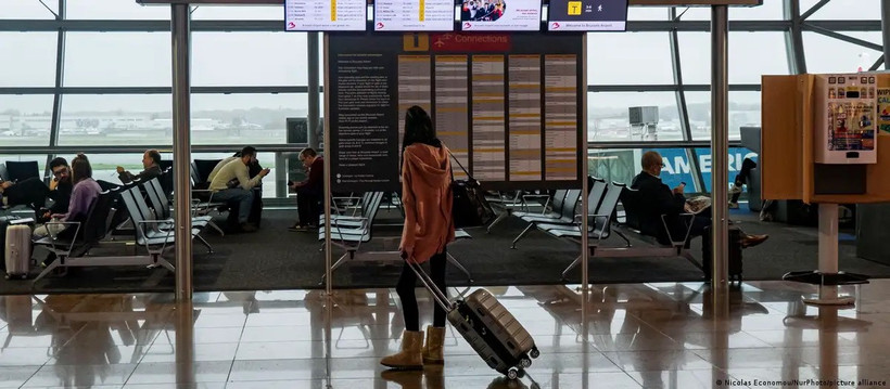 Công dân Nga sẽ không còn được cấp thị thực nhập cảnh nhiều lần vào khối Schengen. (Ảnh: DW)