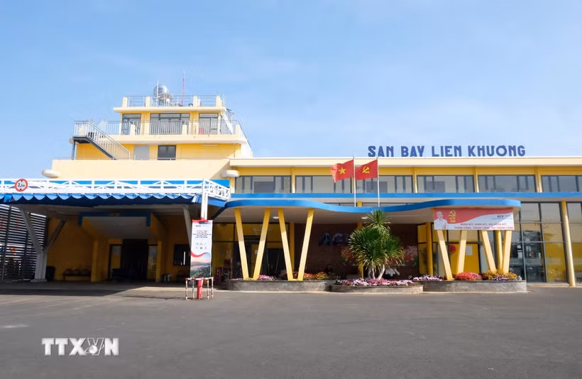 Cảng hàng không quốc tế Liên Khương tạm dừng khai thác từ 00h00 ngày 4/3, đến 23h59 ngày 25/8/2026 sẽ hoạt động trở lại phục vụ hành khách. (Ảnh: Nguyễn Dũng/TTXVN)