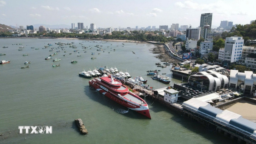 Tàu Thăng Long tuyến Vũng Tàu - Côn Đảo sẽ dừng vận hành từ ngày 3/9, dự kiến tháng 12/2025 mới hoạt động trở lại. (Ảnh: Hoàng Nhị/TTXVN)