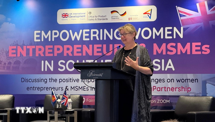 Bà Sarah Tiffin, Đại sứ Vương quốc Anh tại ASEAN phát biểu. (Ảnh: TTXVN phát)