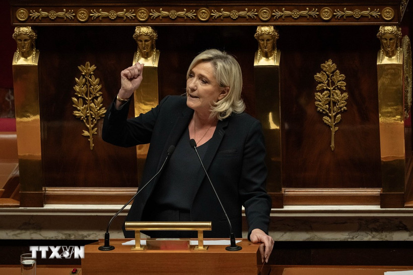 Bà Marine Le Pen phát biểu trước Quốc hội Pháp ở Paris ngày 4/12/2024. (Ảnh: THX/TTXVN)