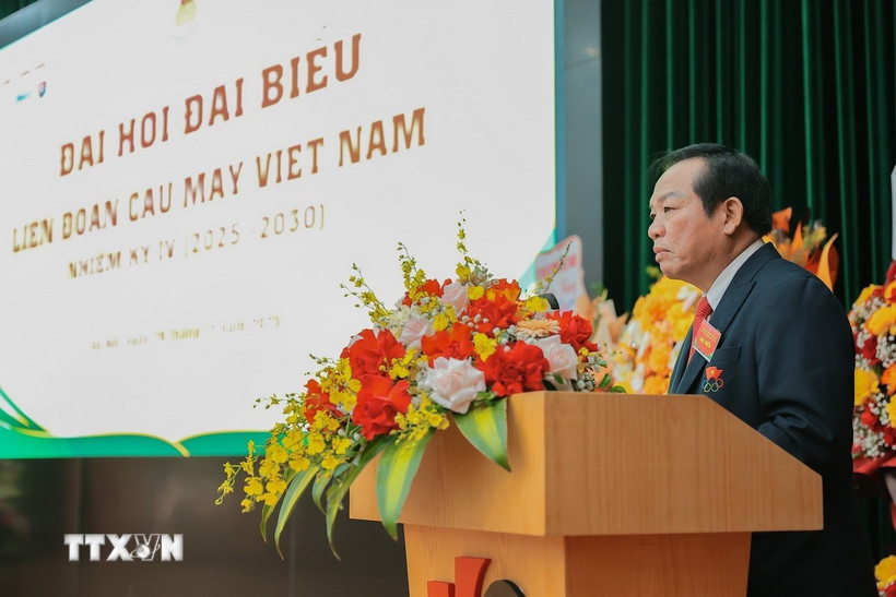 Ông Lê Hồng Tịnh, Chủ tịch Liên đoàn Cầu mây Việt Nam khóa 3 phát biểu khai mạc Đại hội. (Ảnh: Lê Đông/TTXVN)