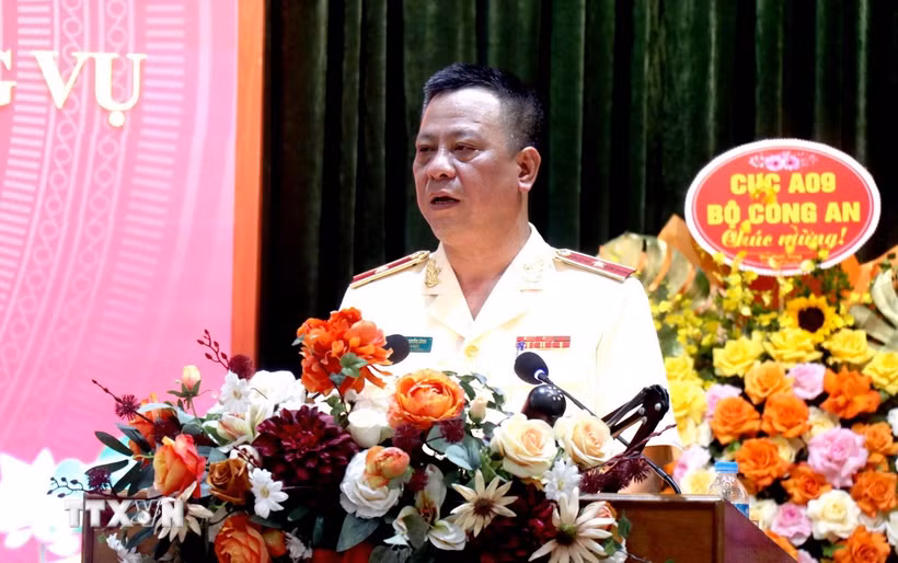 Thiếu tướng Trần Xuân Ánh, Giám đốc Công an tỉnh Hưng Yên phát biểu tại Hội nghị. (Ảnh: Đinh Văn Nhiều/TTXVN)