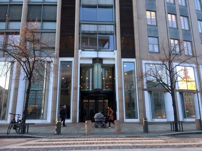 Bên ngoài Bộ Dầu khí và Năng lượng Na Uy tại Oslo, Na Uy. (Ảnh: Reuters)