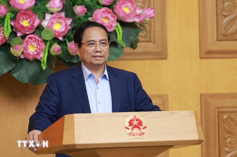 Thủ tướng Phạm Minh Chính phát biểu tại buổi làm việc với Ban Nghiên cứu phát triển kinh tế tư nhân (Ban IV). (Ảnh: Dương Giang/TTXVN)