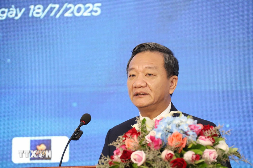 Đại sứ Việt Nam tại Lào Nguyễn Minh Tâm phát biểu khai mạc Hội thảo. (Ảnh: Xuân Tú/TTXVN)