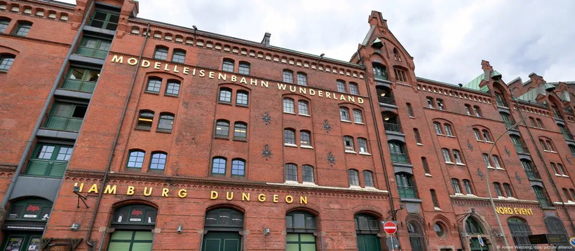 Tòa nhà ở trung tâm thành phố Hamburg đã phải sơ tán. (Ảnh: DW)